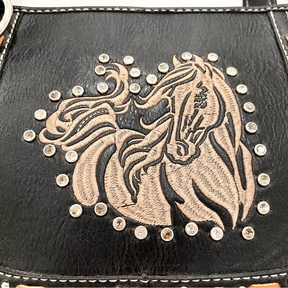 P&G Collection Faux Leather Western Horse Studs Handbag NWT SOLD AS IS - Picture 2 of 16